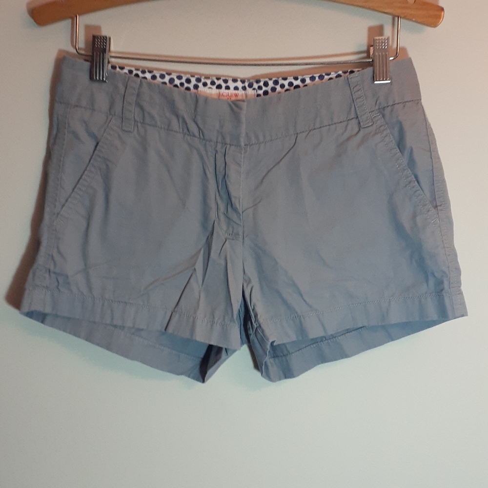J. Crew Women's low to mid rise Chino 3" shorts grey size 2